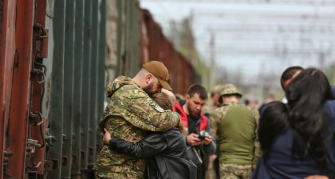 В Україні збільшили кількість потягів, які можуть забронювати військовослужбовці та їх родичі: деталі