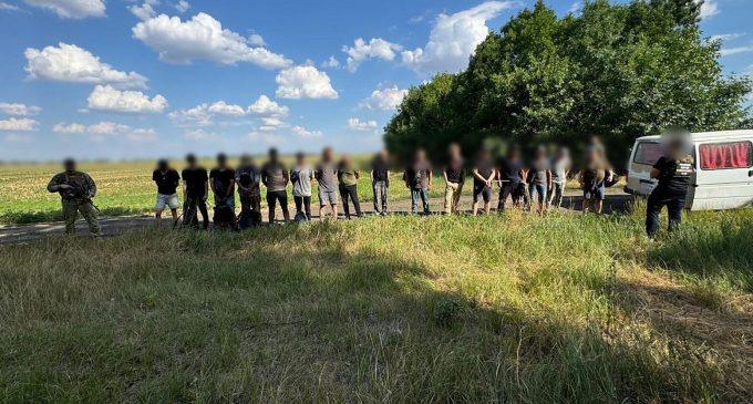 На Одещині затримали 15 чоловіків, які намагалися виїхати до Молдови