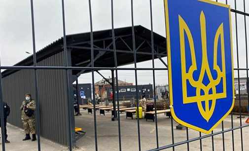 На митниці звільнили топ-посадовця та його зама після скандалу з корупцією