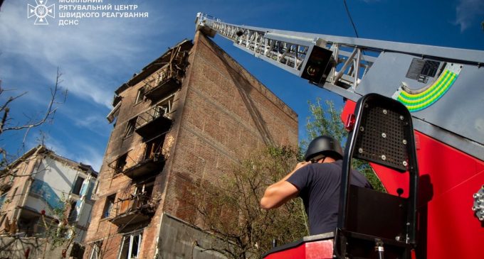 Під завалами в Києві ще можуть знаходитися люди