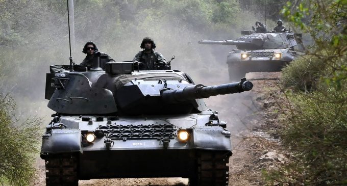 Німеччина спільно з Данією передала Україні ще вісім танків Leopard 1A5