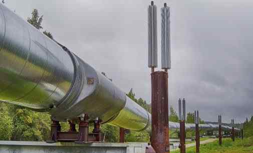 “Лукойл” припинив постачати нафту до Угорщини через українські санкції