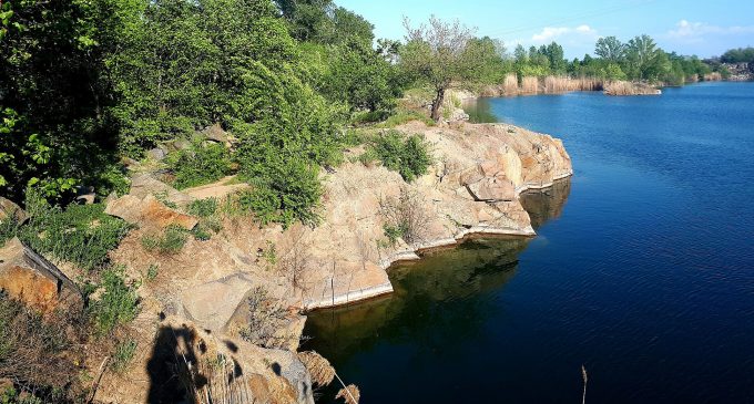 За вихідні на водоймах потонули 66 людей – ДСНС