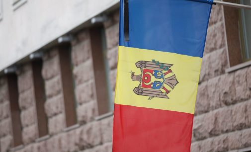 Молдова висилає співробітника посольства Росії після обшуків у парламенті