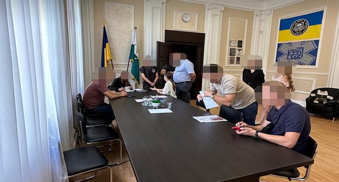 Чиновникам Полтавської міськради повідомили про підозру у розтраті коштів на закупівлі дронів