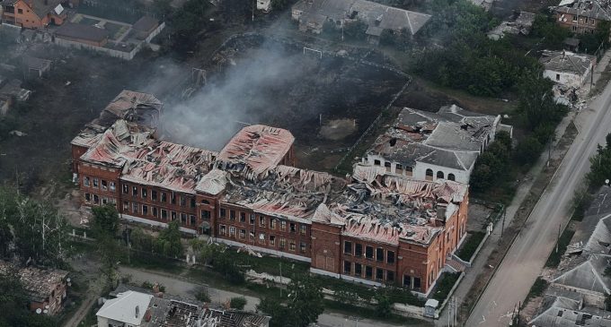 Ватажки окупантів кинули солдатів на смерть під час боїв на завод у Вовчанську, – ГУР