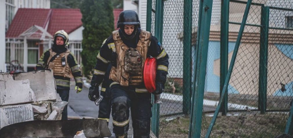 Чому РФ “засипає” Київ ракетами і скільки це може тривати: думки експертів