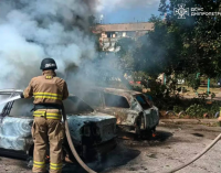 Нікопольський район: внаслідок ворожого обстрілу, спалахнули дві автівки