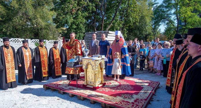 У Кам’янському будують перший у місті сучасний храм Козацької церкви Пресвятої Покрови ПЦУ