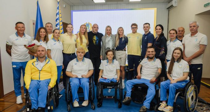 На Дніпропетровщині урочисто привітали з поверненням додому олімпійців і паралімпійців