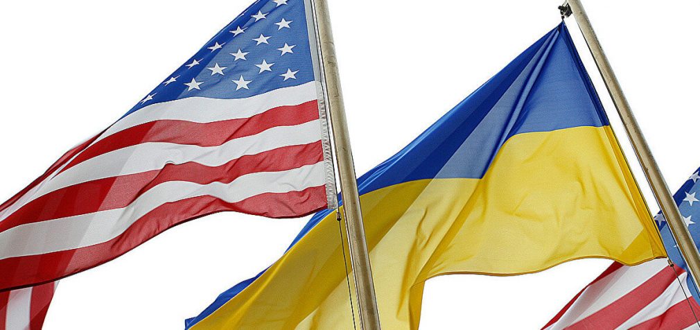 Politico: США працюють над “обхідним шляхом” для продовження військової підтримки України