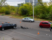 На вулиці Третьої штурмової бригади у Дніпрі зіштовхнулись Hyundai та Chevrolet: деталі