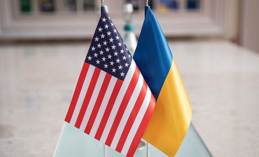 Посол США відреагувала на російський удар по багатоповерхівці у Києві