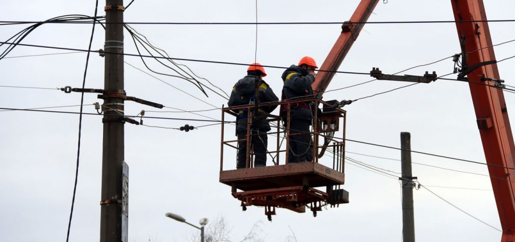 В “Укренерго” не виключають можливі відключення світла взимку: за яких умов