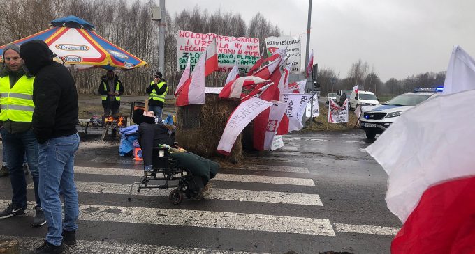 Польські фермери так і не почали блокування кордону з Україною – ДПСУ