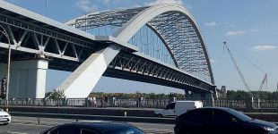 У Києві дозволять рух Подільським мостом для автомобілів