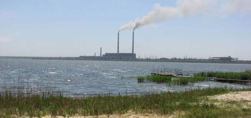 Вода йде по селах. Росіяни зруйнували дамбу Курахівського водосховища