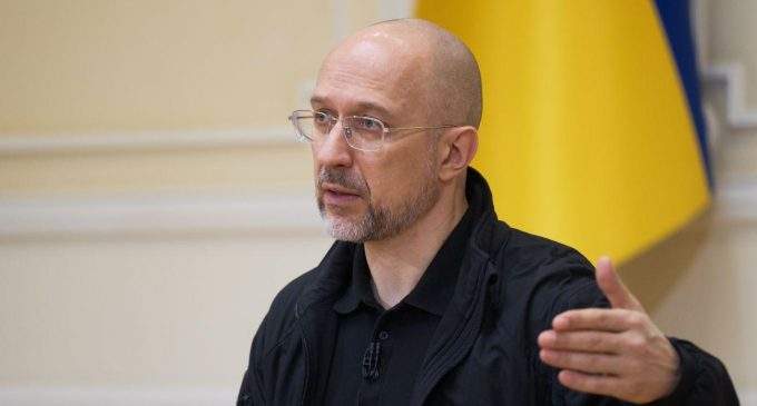 Шмигаль відповів, чи можна відкрити небо над Україною хоча б частково