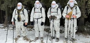 Прикордонники затримали групу чоловіків, які намагались втекти до Румунії