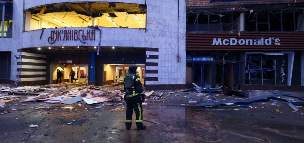 Як виглядає Лук’янівка у Києві після атаки Росії: фоторепортаж