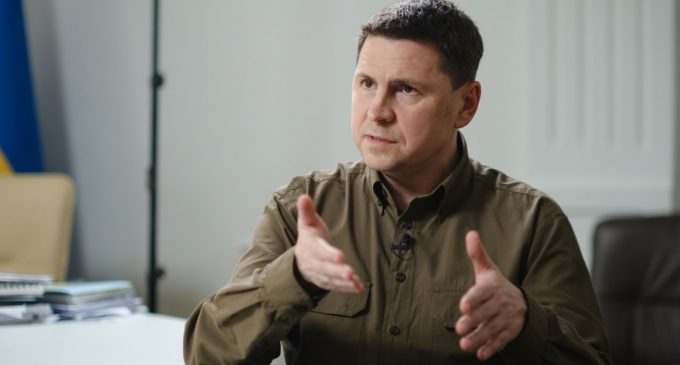 Живе в ілюзіях. В ОП відреагували на маячню Путіна щодо “спонсорства” України й перемовин