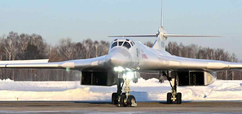 ЗСУ вдруге вдарили по аеродрому “Енгельс-2”: знищено цистерни з паливом для Ту-160