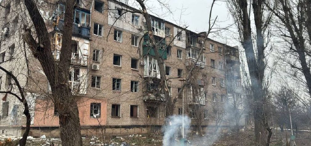 Росіяни вдарили по Кривому Рогу: є пошкодження, жертви і поранені (відео)