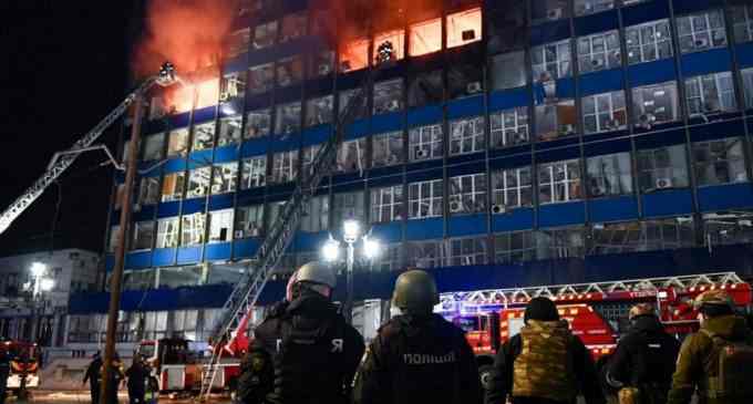 КАБи вибухнули серед скупчення людей: що наразі відомо про наслідки удару по Запоріжжю