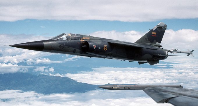 У МЗС Франції розповіли, коли Україна отримає винищувачі Mirage