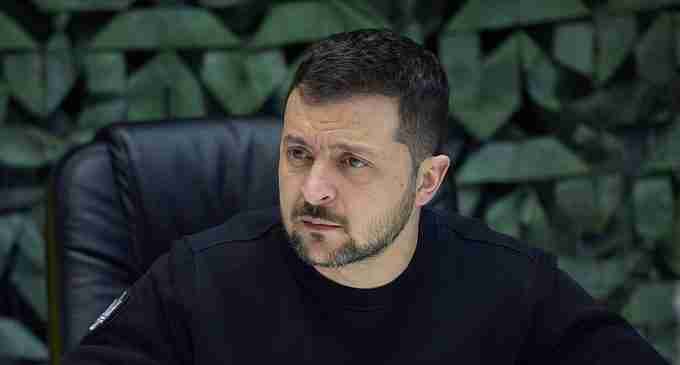 Зеленський відреагував на скандал з переведеннями у Повітряних силах