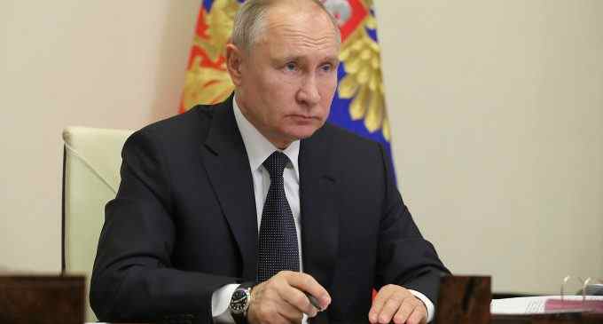 У Китай через санкції повернулося обладнання для найбільшого російського ЗПГ-проекту