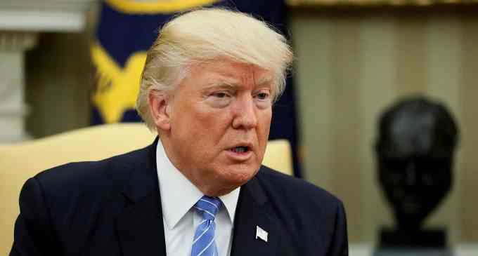 FT: Трамп зупинив фінансування зеленої інфраструктури на понад 300 млрд доларів