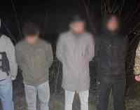 Прикордонники затримали дві групи порушників біля кордону зі Словаччиною