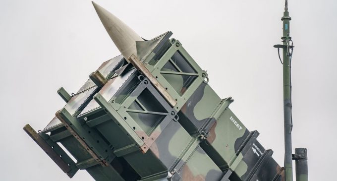 США відправили десятки ракет для Patriot з Ізраїлю в Україну, – Axios