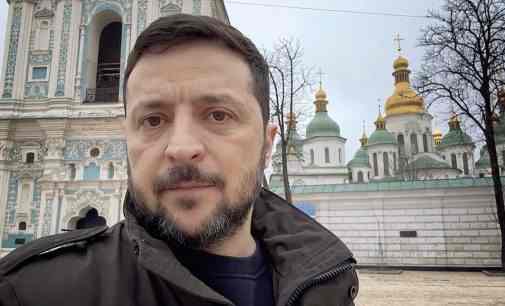 Президент привітав українців із Днем соборності