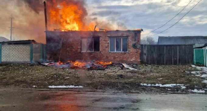 Росіяни вдарили по місту в прикордонні Чернігівської області, є поранені
