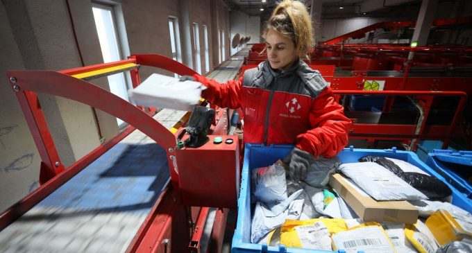 Без порога 150 євро. В Україні хочуть оподаткувати всі інтернет-замовлення з-за кордону