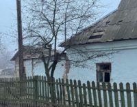 Поліцейські Дніпропетровщини задокументували наслідки ворожих обстрілів Нікопольського та Синельниківського районів