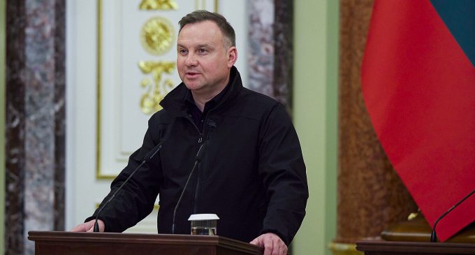 Дуда: “Північні потоки” слід демонтувати, постачання газу з РФ не має відновитися