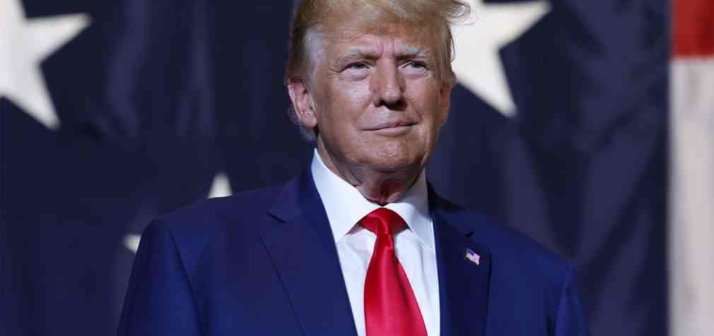 Трамп призупинив допомогу США іншим країнам. Що передбачає указ та чи стосується України