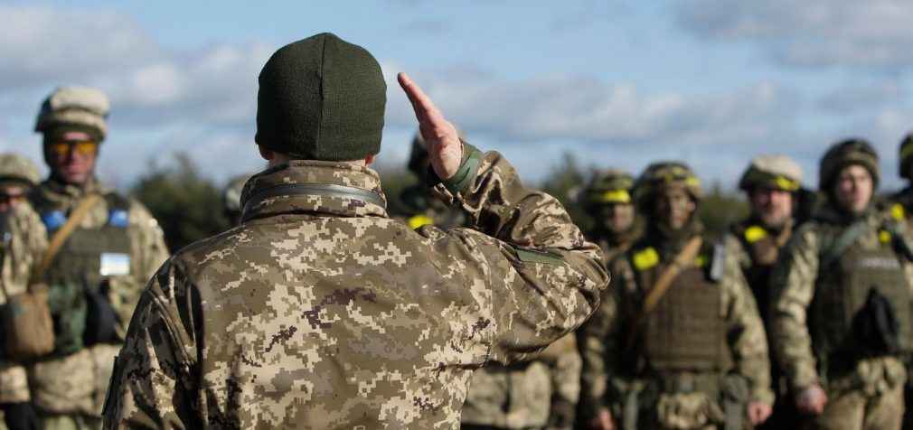 Готується реформа. В Україні вигадали, як залучити до армії 18-річних, але без мобілізації