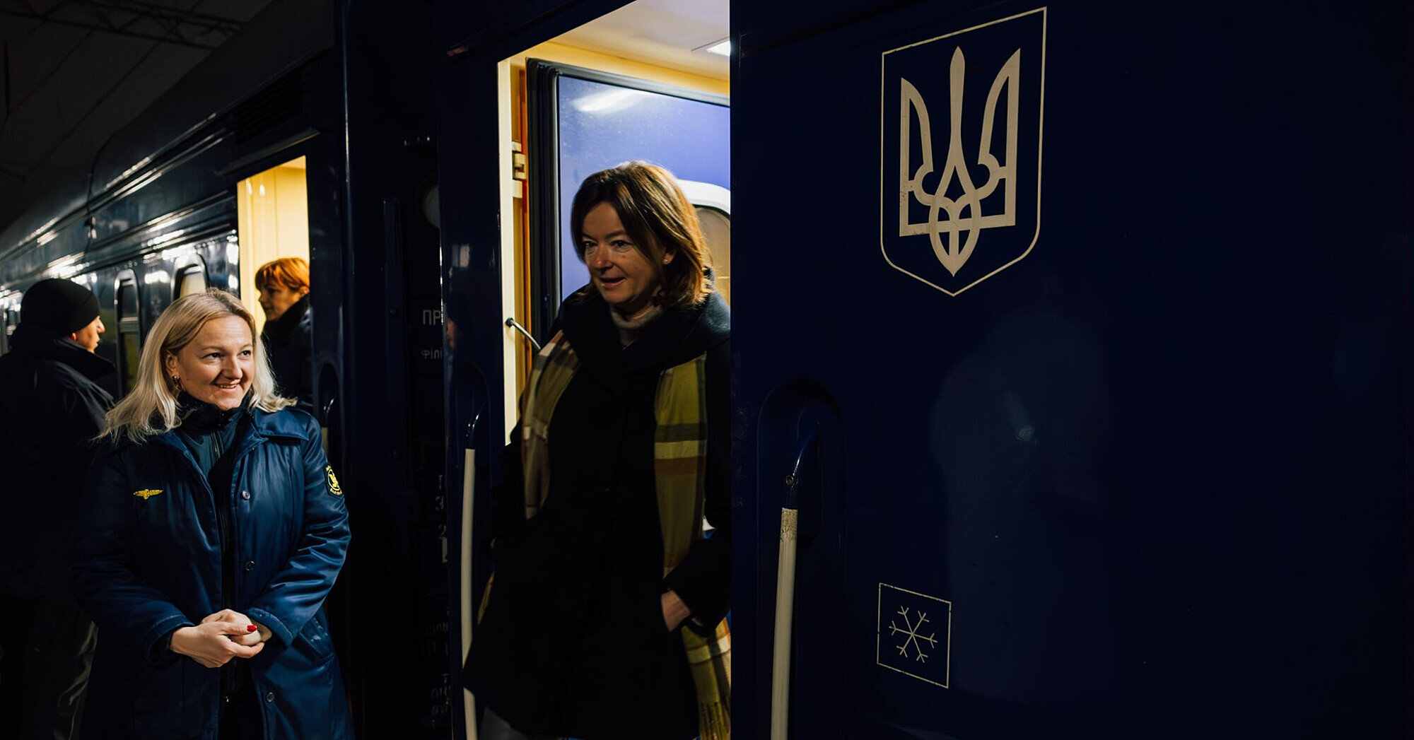 До Києва приїхала міністр закордонних справ Словенії