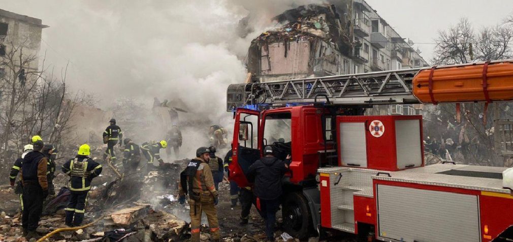 У Полтаві внаслідок ракетного удару по будинку є жертви і поранені (фото)
