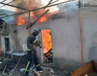 Вогнеборці Нікополя ліквідували пожежу в житловому секторі, яка виникла через ворожий обстріл