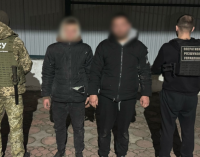На Закарпатті 18-річний юнак переправляв військовозабовʼязаних осіб через кордон: що вирішив суд