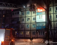 Вогнеборці Дніпра загасили палаючу квартиру в Індустріальному районі