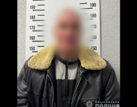 У Мукачеві 52-річний дніпрянин розбещував двох дівчат 10 та 11 років: деталі