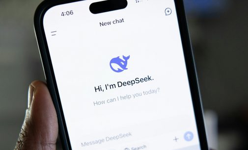 У США хочуть заборонити китайський ШІ DeepSeek на урядових пристроях