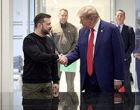 Трамп пом’якшив тон у бік Зеленського – Bloomberg