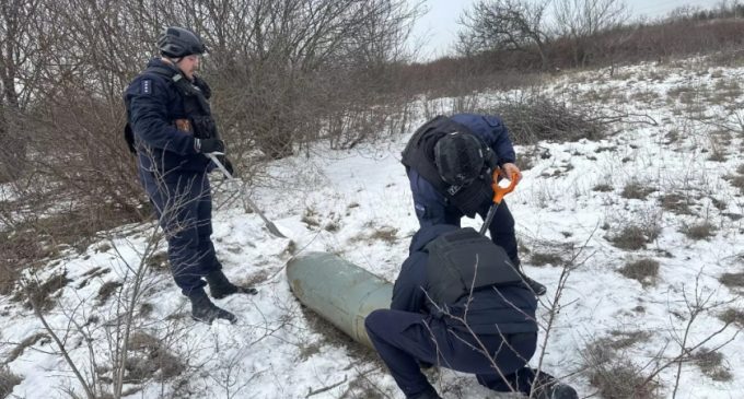 У Запоріжжі сапери ДСНС знешкодили небезпечну авіабомбу вагою півтонни